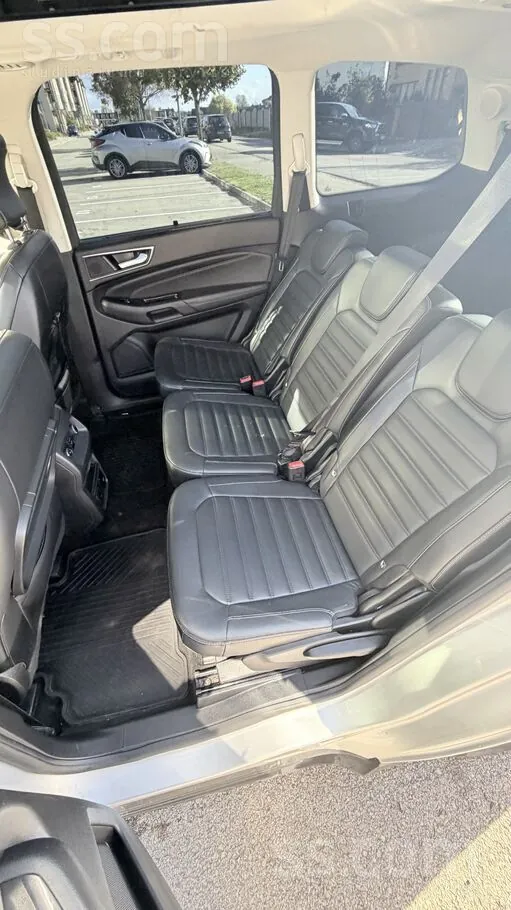 Ford Galaxy 2017 photo 5