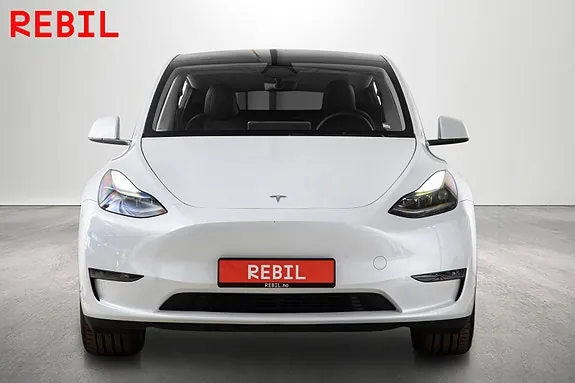Tesla Model Y 2025 photo 3
