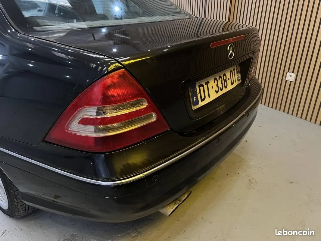 Mercedes-Benz C-Class 2001 photo 3