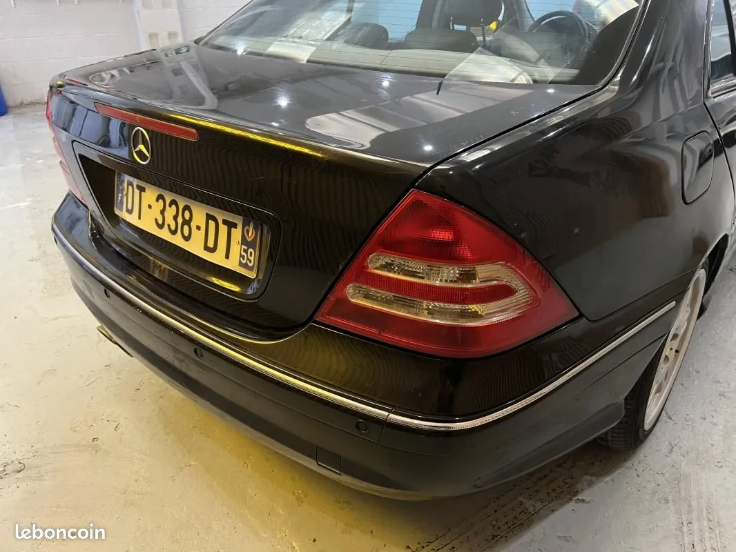 Mercedes-Benz C-Class 2001 photo 4