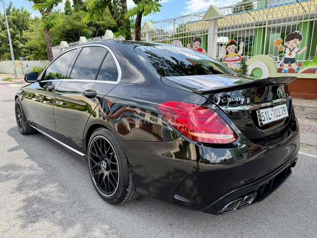 Mercedes-Benz C-Class 2015 photo 4