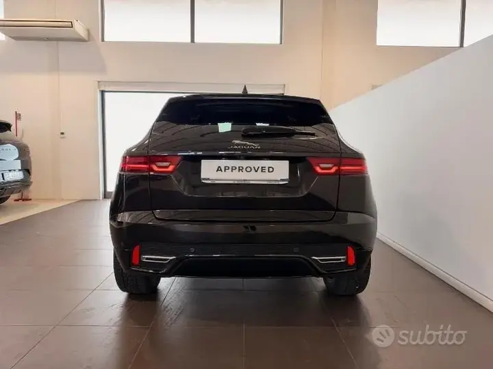 Jaguar E-Pace 2022 photo 4