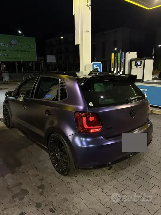 Volkswagen Polo 2011 photo 2