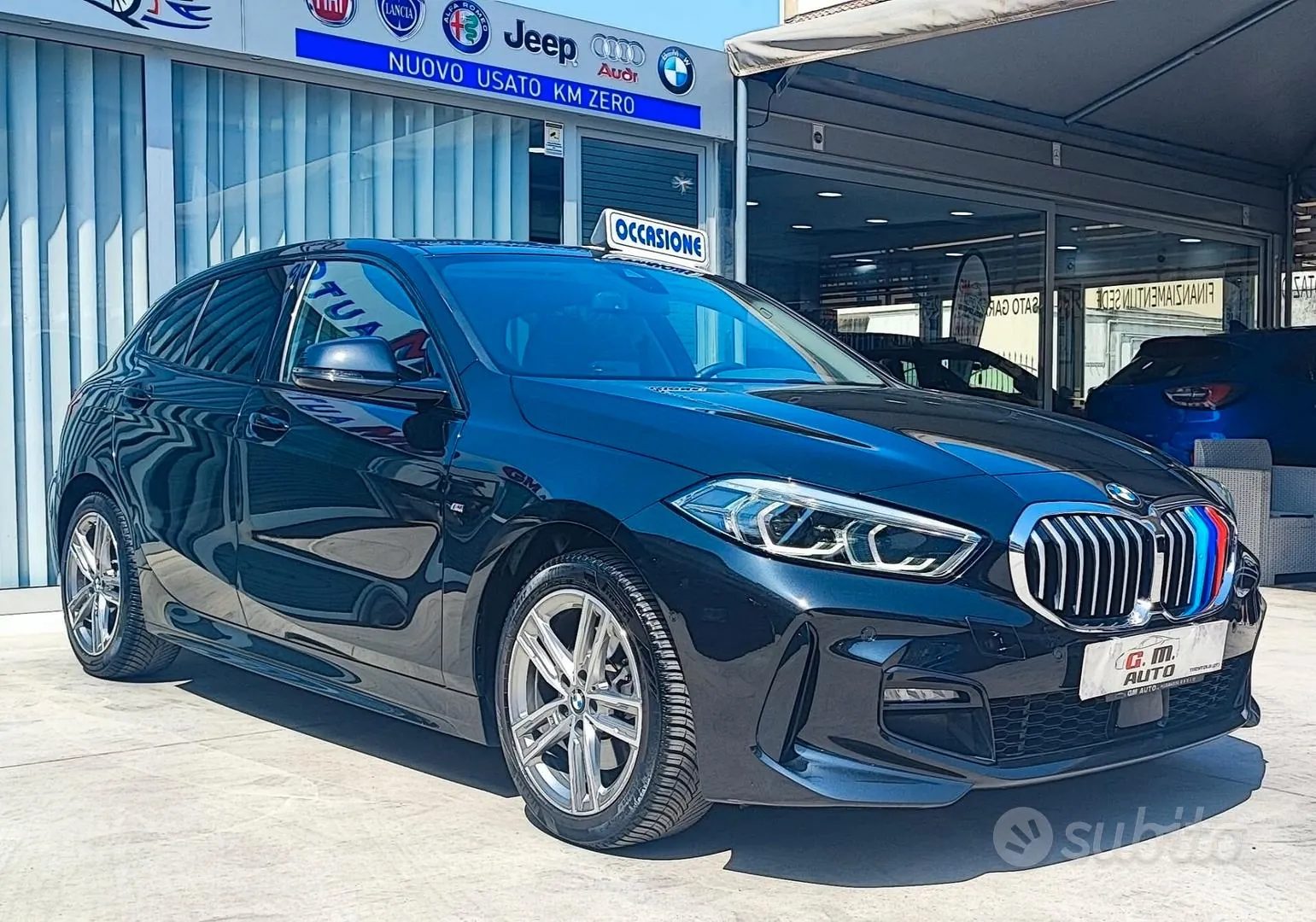BMW 1 Series 2023 photo 2