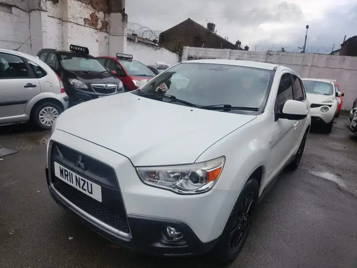 Mitsubishi Asx 2011 photo 3