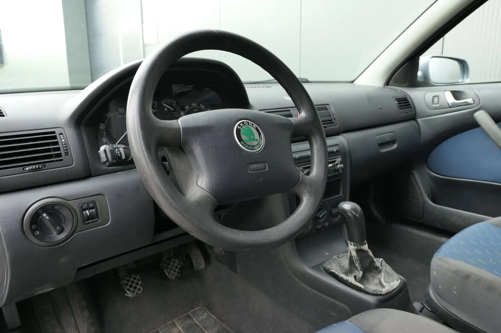 Skoda Octavia 2003 photo 4