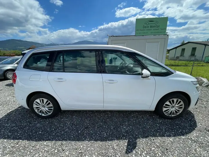 Citroen C4 2017 photo 2