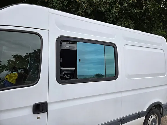 Renault Master 2010 photo 2