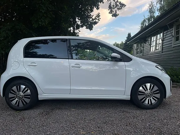 Volkswagen E-Up! 2017 photo 2