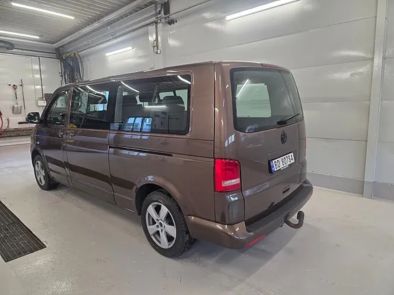Volkswagen Caravelle 2012 photo 4