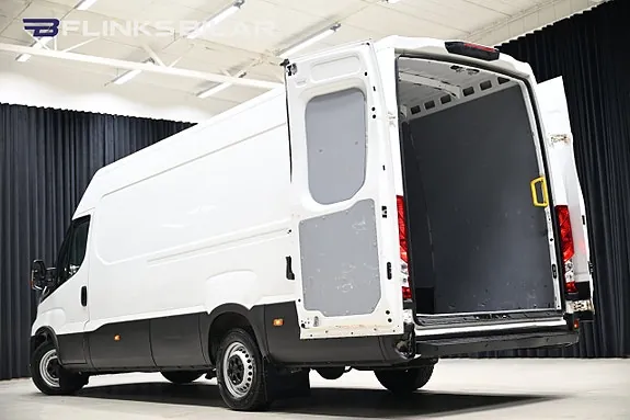 Iveco Daily 2023 photo 5