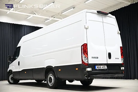 Iveco Daily 2023 photo 3