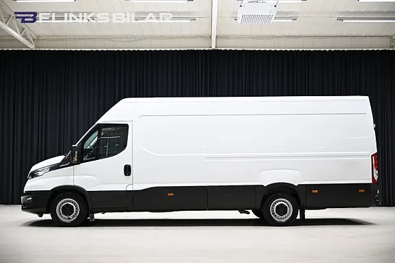 Iveco Daily 2023 photo 2