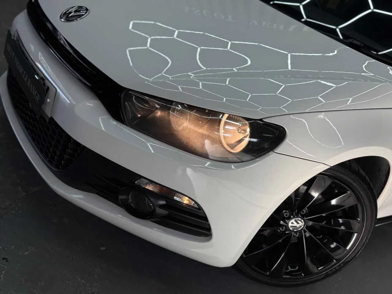 Volkswagen Scirocco 2009 photo 2