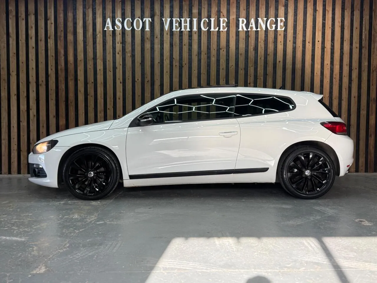 Volkswagen Scirocco 2009 photo 4