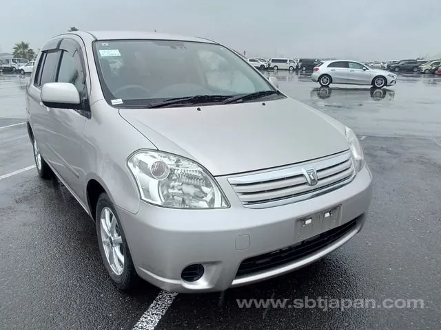 Toyota Raum