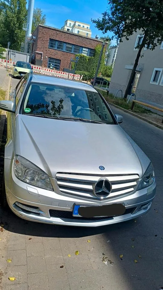 Mercedes-Benz C180