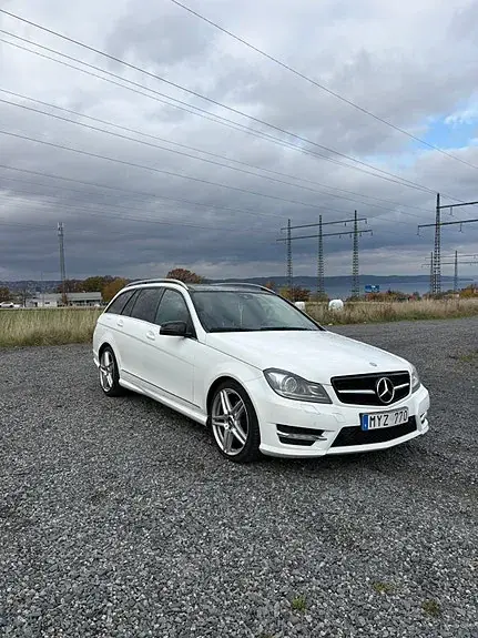 Mercedes-Benz C 220
