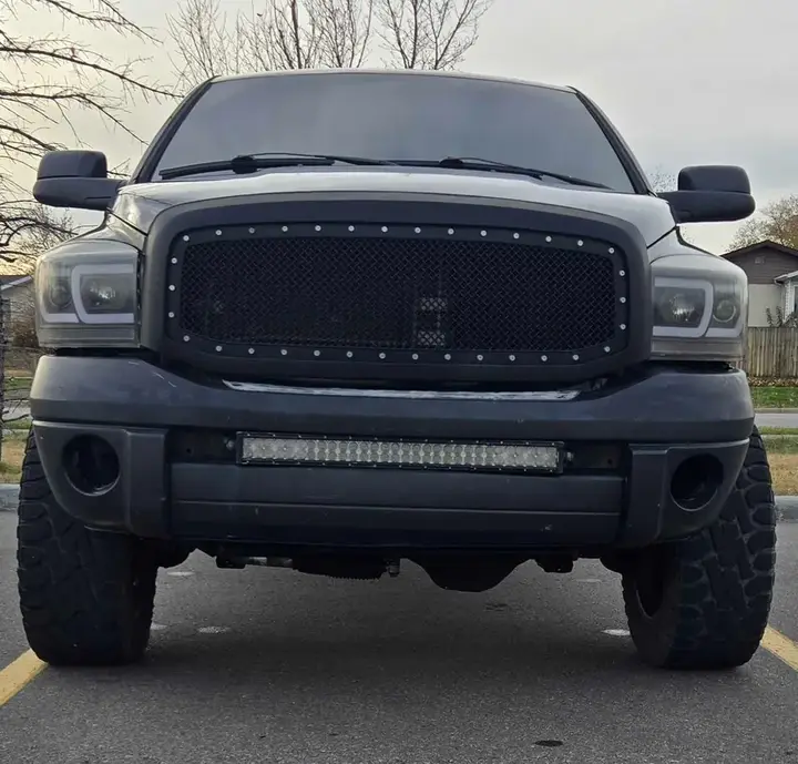 Dodge Ram 2500 2006 photo 3