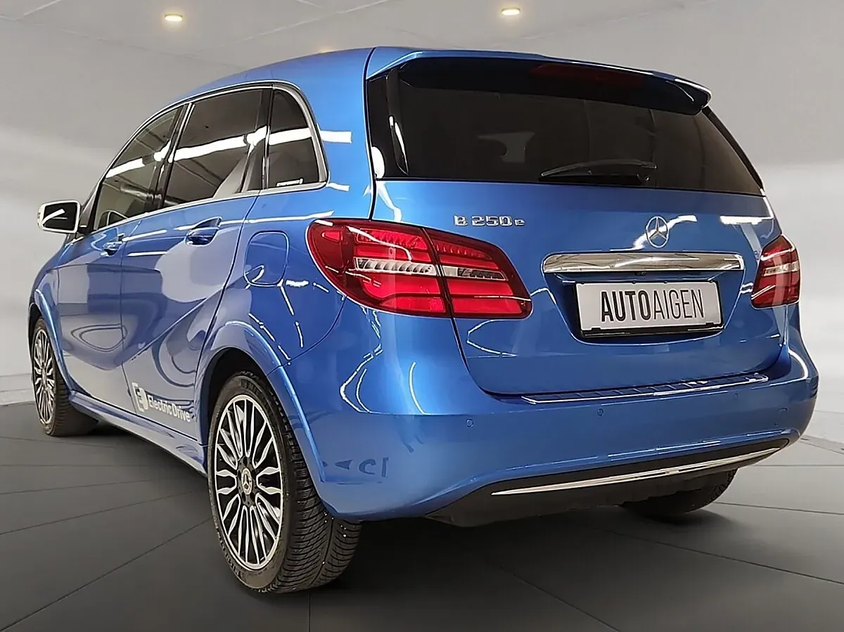 Mercedes-Benz B-Class 2015 photo 3