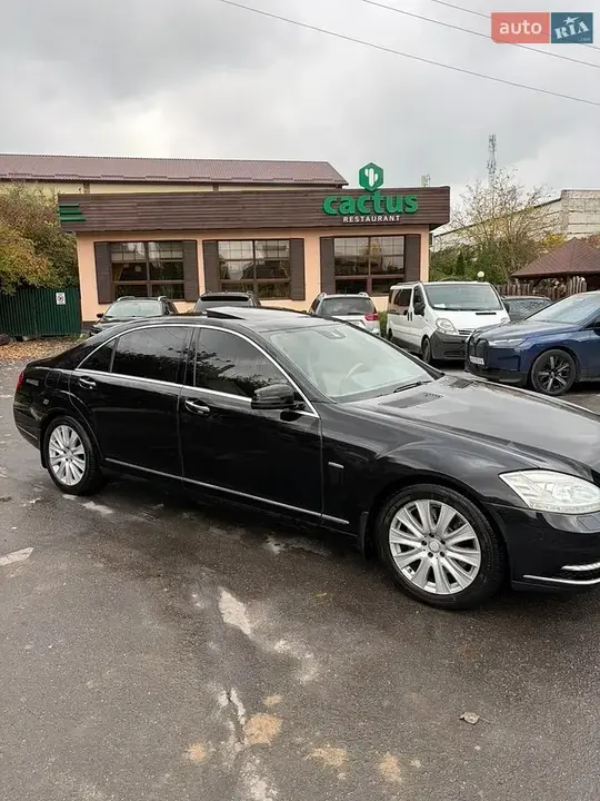 Mercedes-Benz S-Class 2012 photo 2