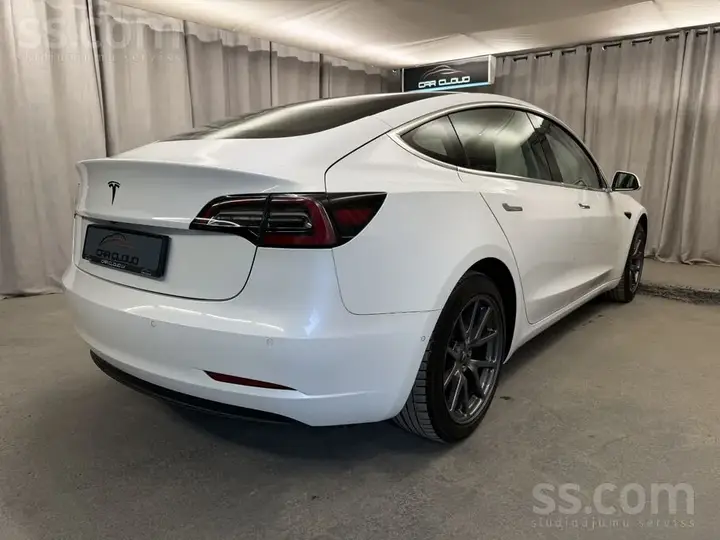 Tesla Model 3 2019 photo 4