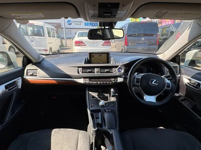 Toyota Ct200H 2012 photo 4