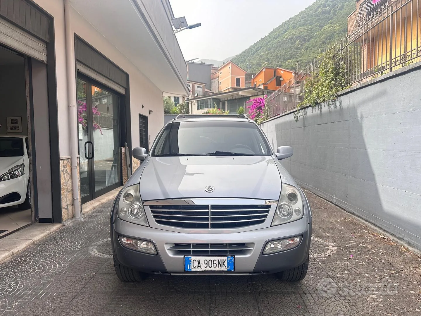 KG Mobility Rexton