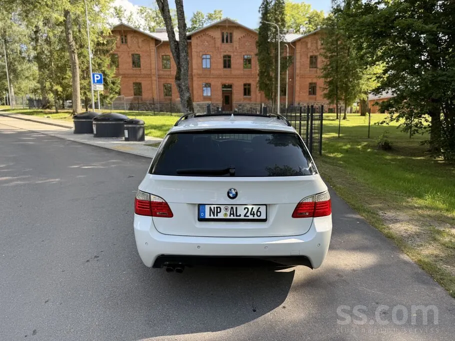 BMW 530 2009 photo 5