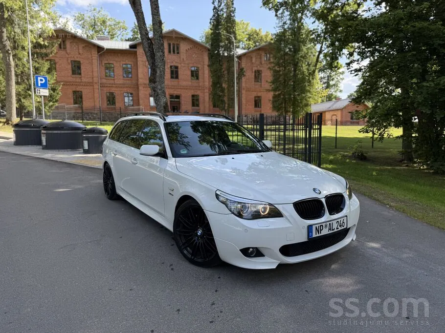 BMW 530 2009 photo 3