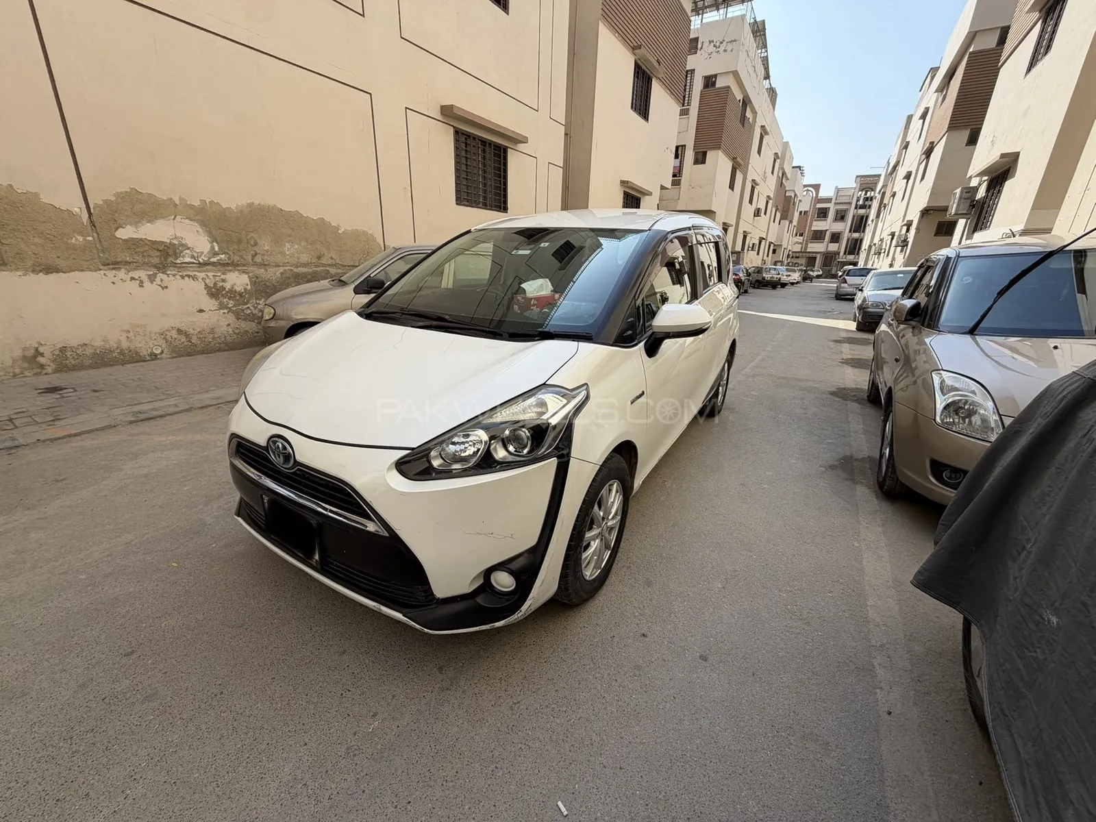 Toyota Sienta