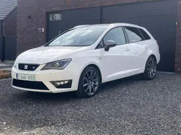Seat Ibiza 2014 photo 3
