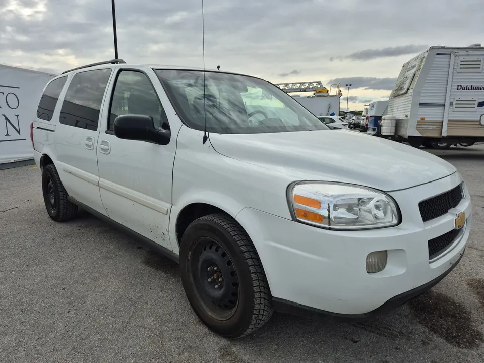 Chevrolet Uplander 2005 photo 3