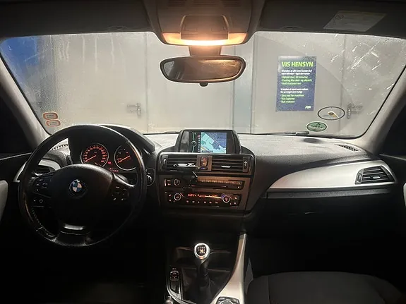 BMW 1 Series 2012 photo 5