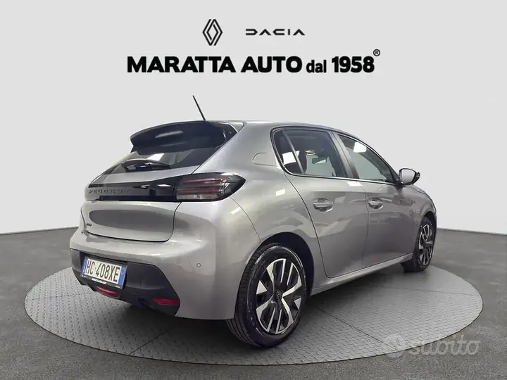 Peugeot 208 2024 photo 2