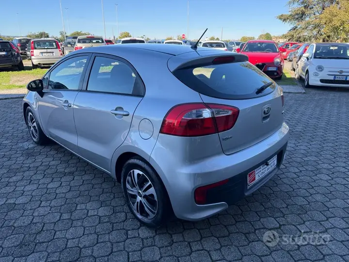 Kia Rio 2016 photo 5
