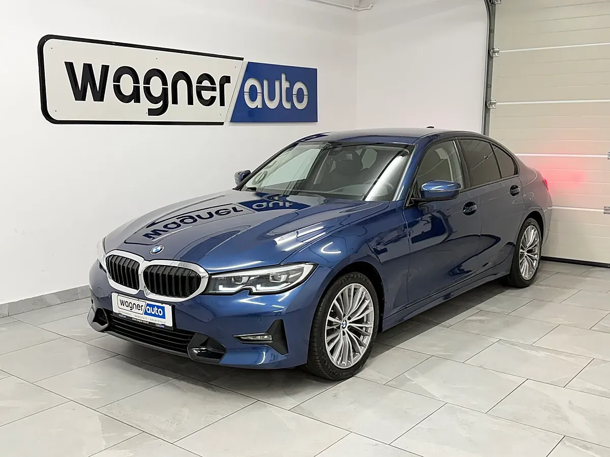 BMW 3 Series 2020 photo 2