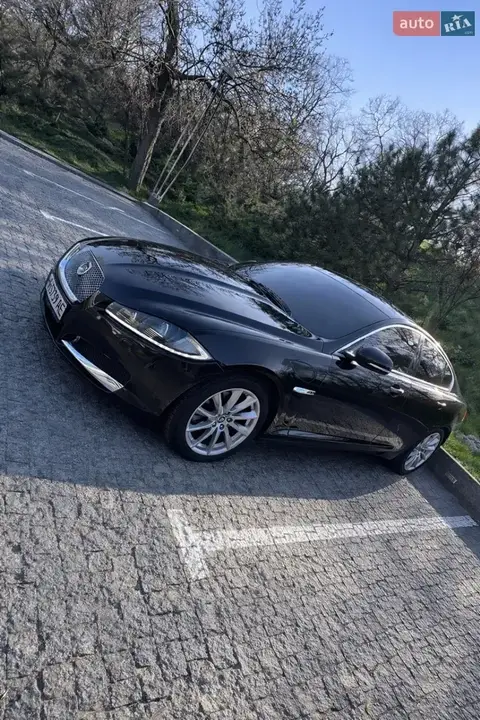 Jaguar Xf