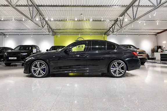 BMW 330I 2020 photo 4
