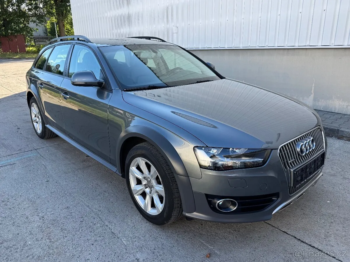 Audi A4 Allroad 2012 photo 2