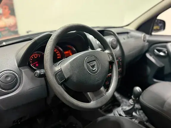 Dacia Duster 2014 photo 2