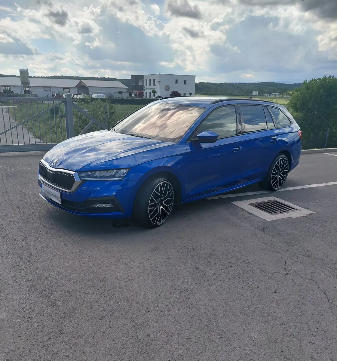 Skoda Octavia 2021 photo 2