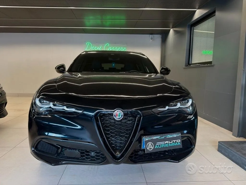 Alfa Romeo Stelvio 2024 photo 2