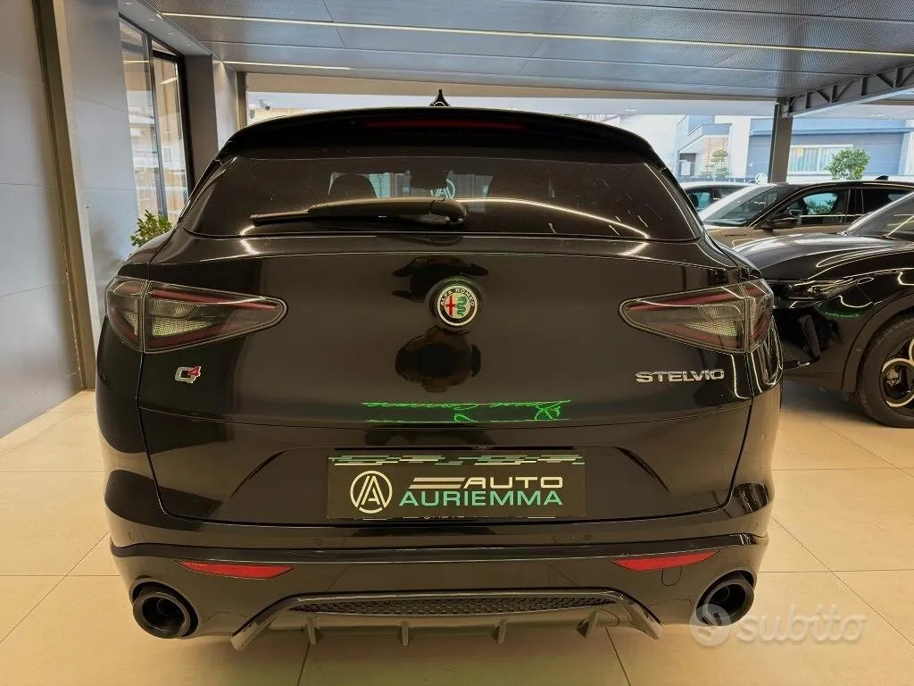 Alfa Romeo Stelvio 2024 photo 5