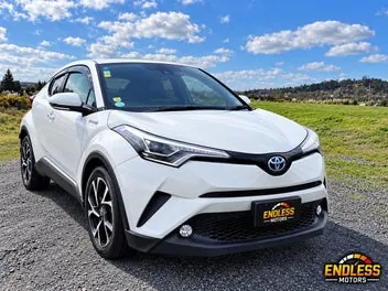 Toyota C-Hr 2017 photo 2