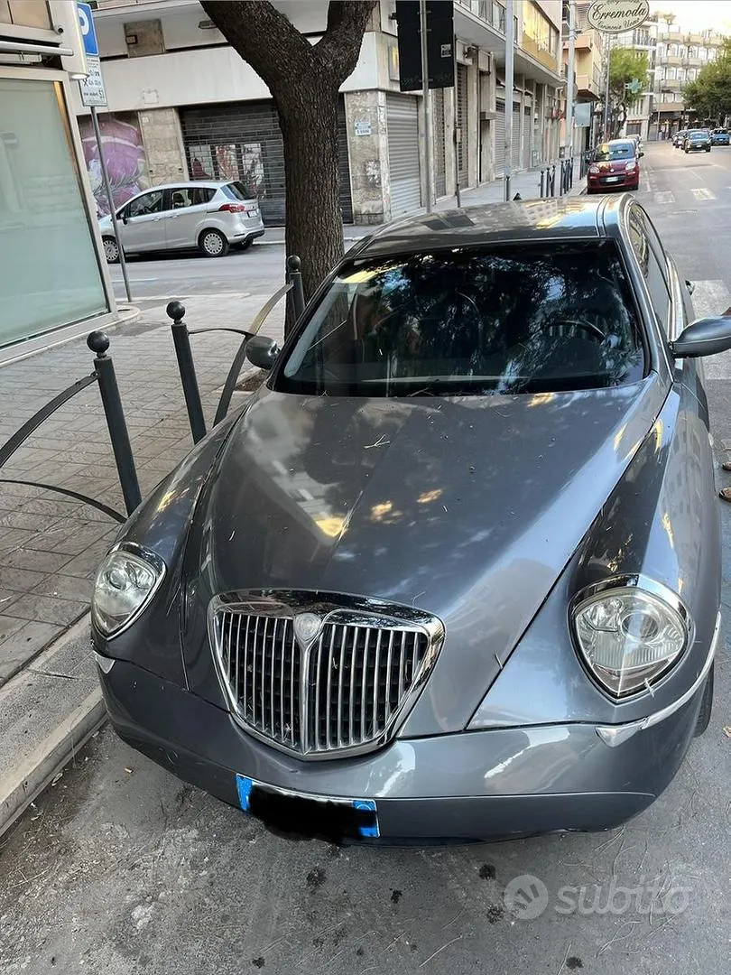 Lancia Thesis 2003 photo 2