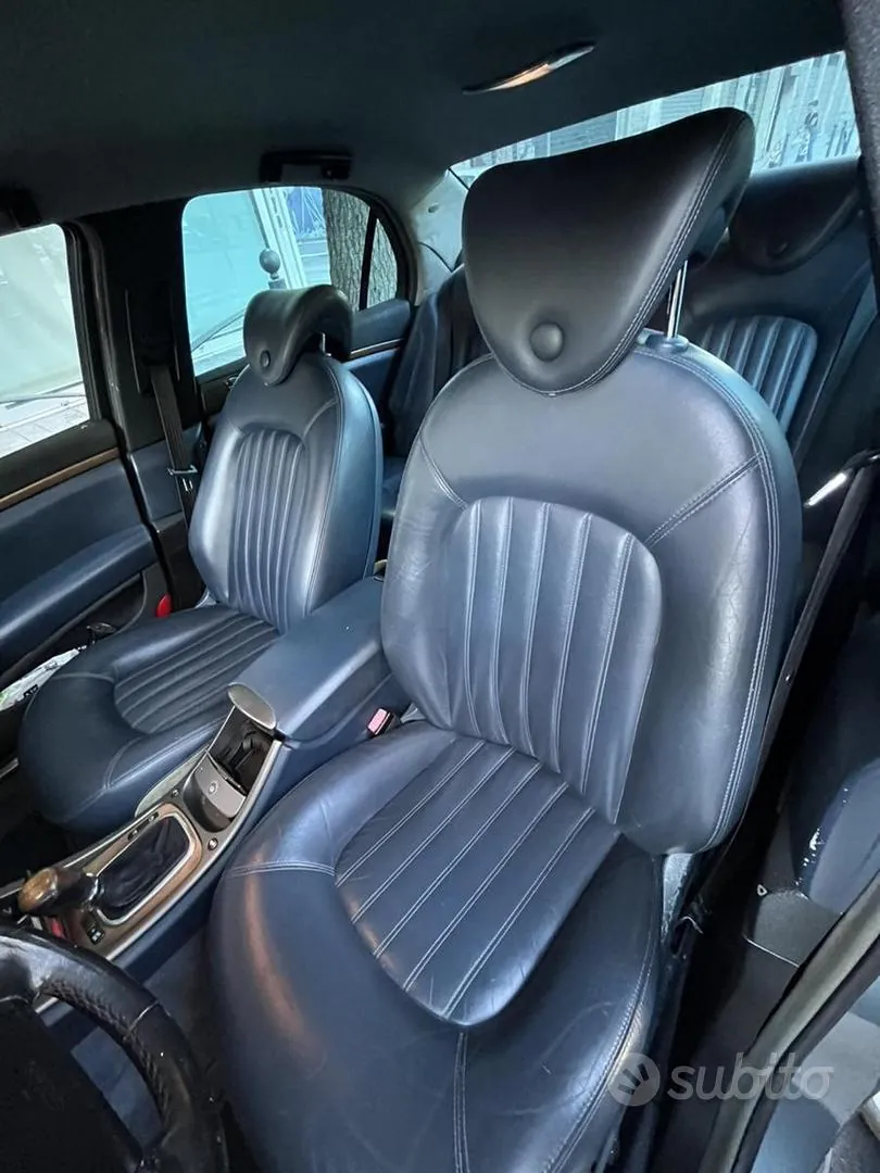 Lancia Thesis 2003 photo 3