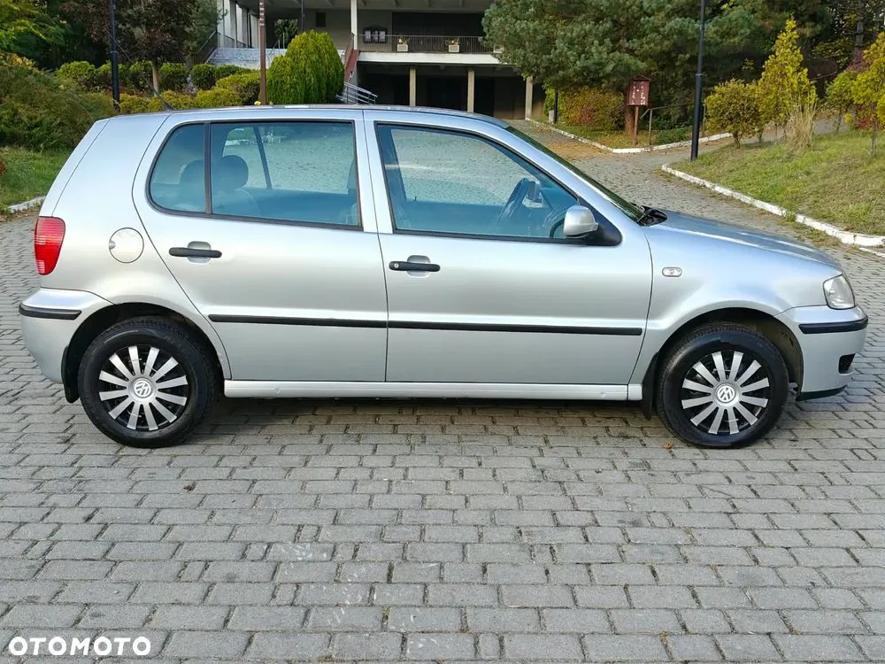 Volkswagen Polo 2001 photo 3