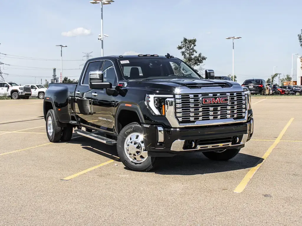GMC Sierra 3500Hd 2026 photo 2