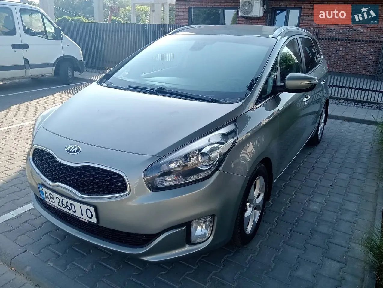 Kia Carens